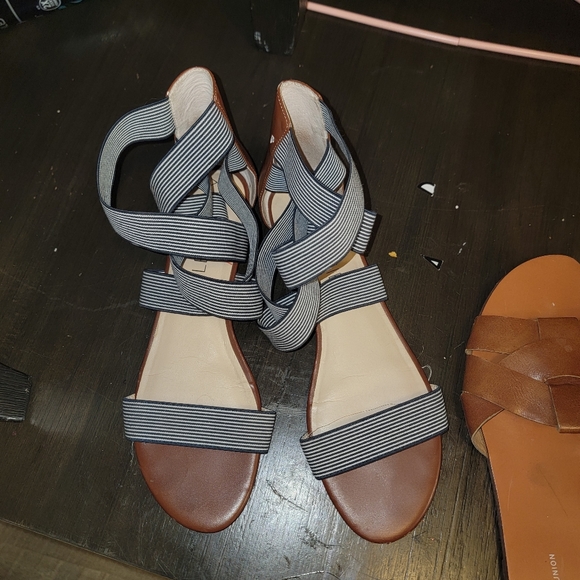 Bunch of Sandals 5x Size 10 - Picture 2 of 6